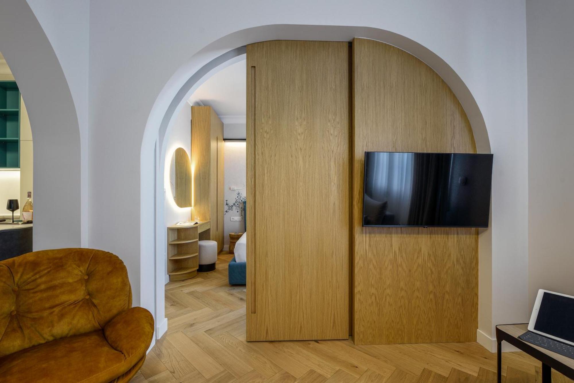 Queen Apartment Thessaloniki By Luxlikehome Thessalonique Extérieur photo